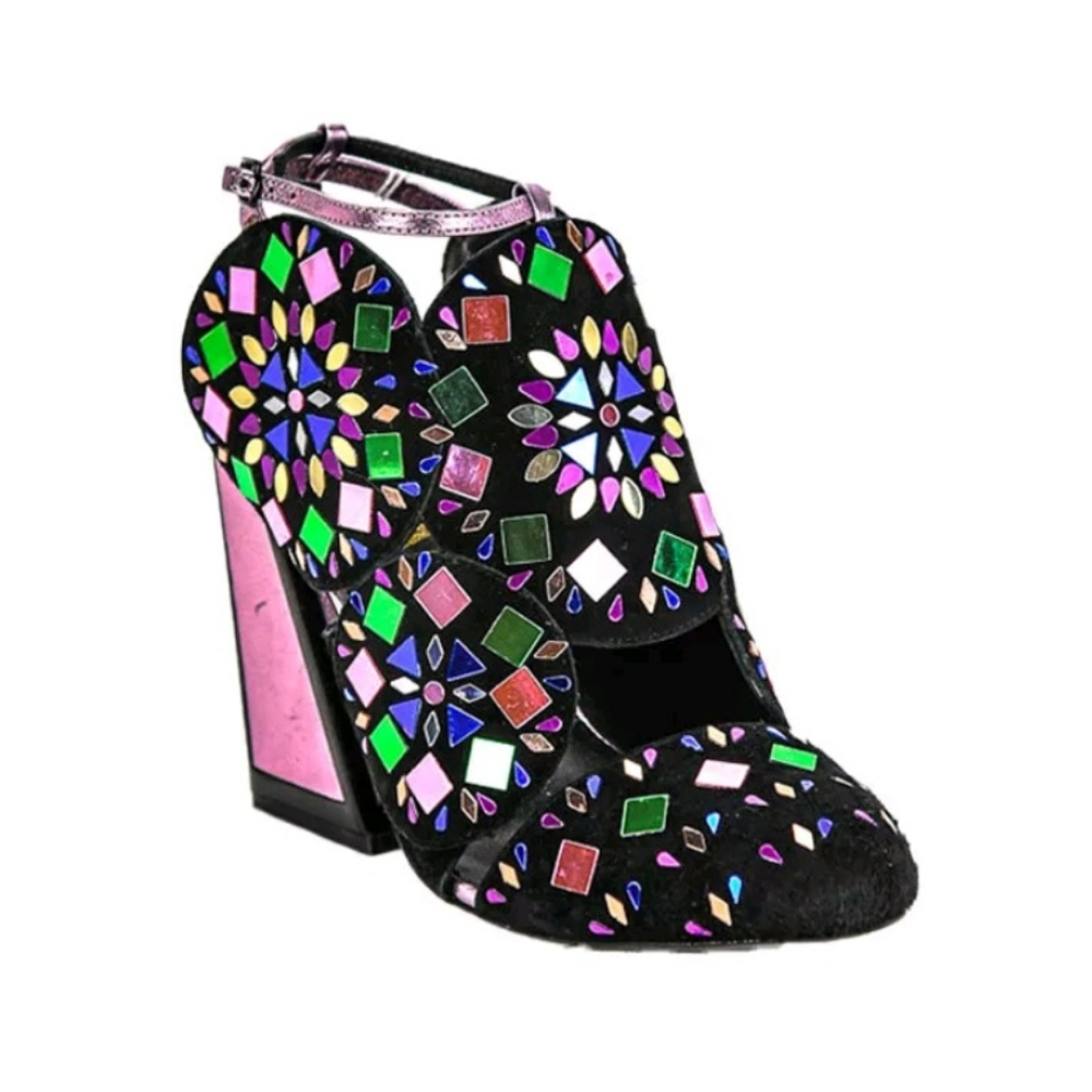 ISO Kat Maconie size 7.5
